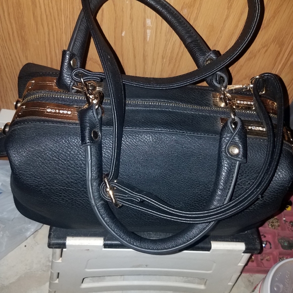 SOLD Fqabulous large rare Zara handbag - Picture 8 of 8